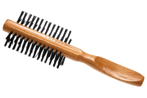 ESCOVA MEIA LUA MADEIRA