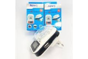 CARREGADOR DIGITAL UNIVERSAL DE BATERIA - REF-LX-573