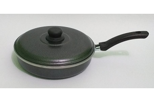 FRIGIDEIRA N°22 COM TAMPA CRAQUEADA