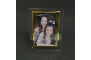 PORTA RETRATO DE VIDRO 10X15 REF-ELA1001
